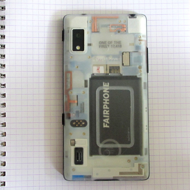 Fairphone en dehors et dedans